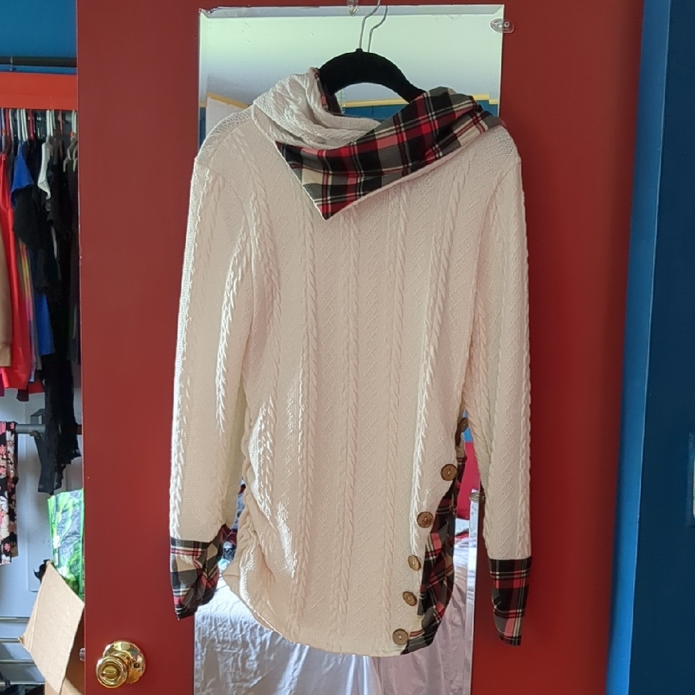 Plaid Accent Cable Knit Sweater